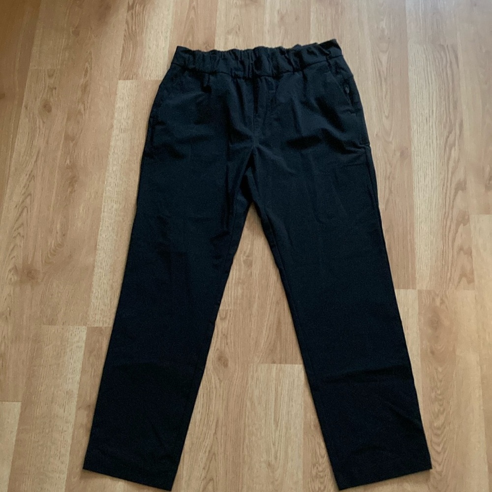Vuori small black stretchy pants